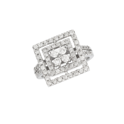 Prsten z bílého zlata s diamanty. Velice efektní vzhled