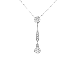 Přívěsek z bílého zlata s diamanty. Délka řetízku 42 - 45cm