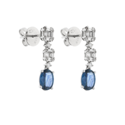 Náušnice z bílého zlata se safíry a diamanty. Celková délka 2,10cm