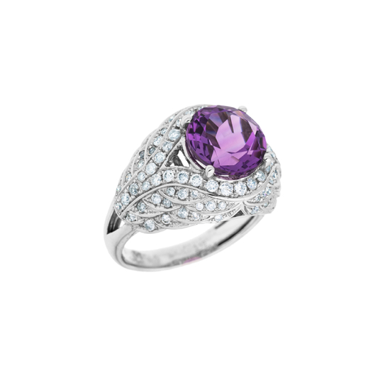 detail Prsten z bílého zlata s ametystem a diamanty