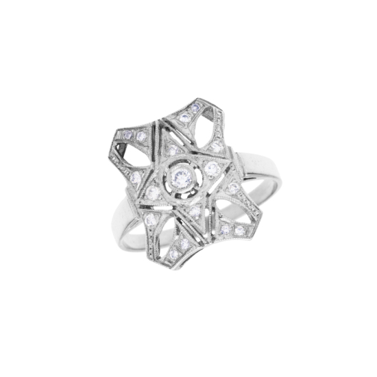 detail Prsten z bílého zlata s diamanty