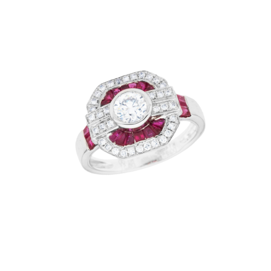 detail Prsten z bílého zlata s diamanty a rubíny