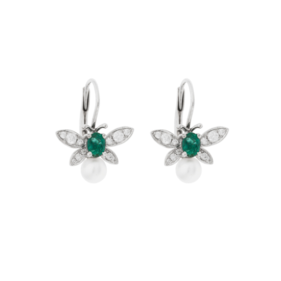 detail Náušnice z bílého zlata se smaragdy, perlou a diamanty.Výška náušnice 1,70cm